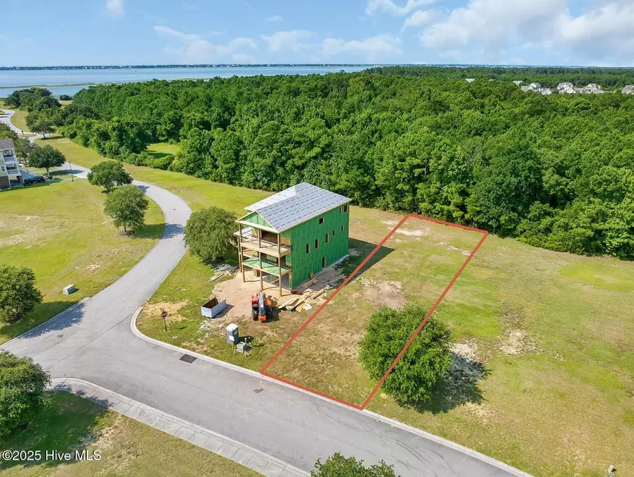 242 Colleton Square, Newport, NC 28570 - #2