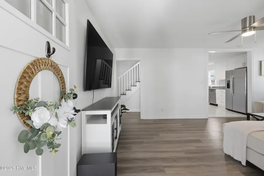 901 Tuscarora Avenue, Elizabeth City, NC 27909 - #3