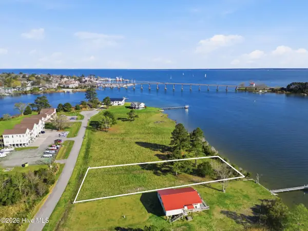 8044 Treasure Drive, Oriental, NC 28571