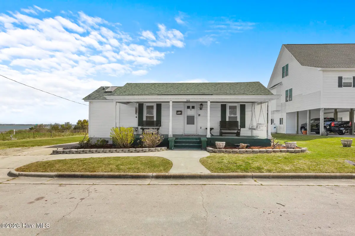 508 N 11th Street, Morehead City, NC 28557 - #1