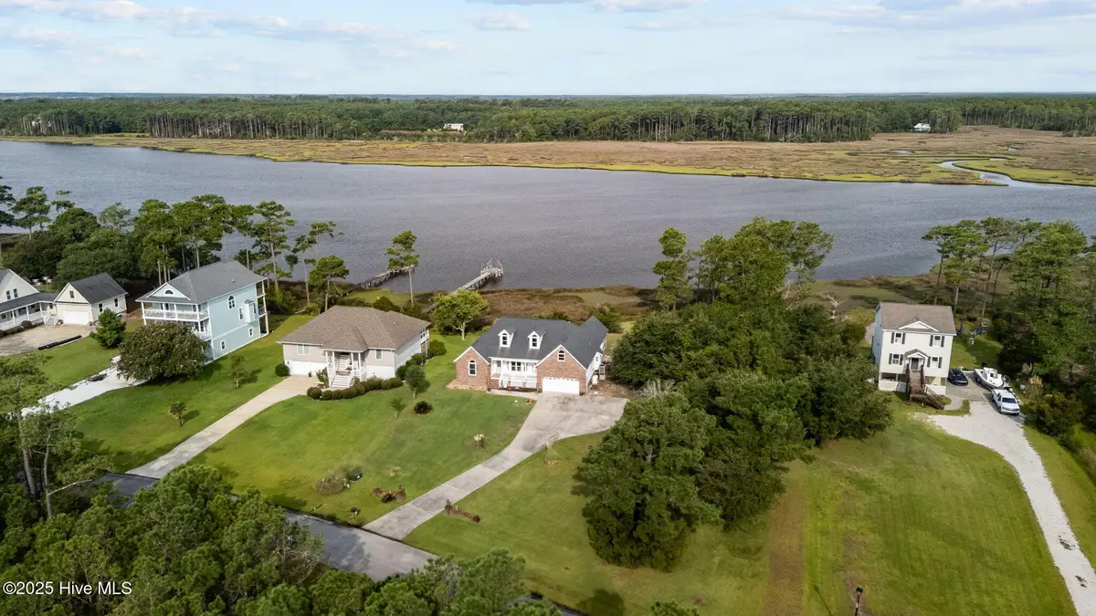 413 Pelican Harbor Road, Beaufort, NC 28516 - #1