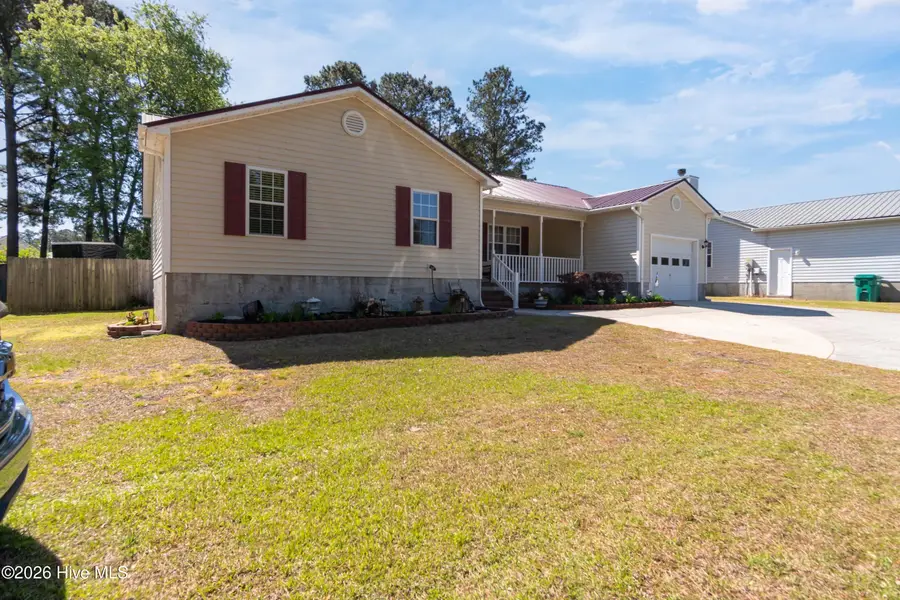 623 Queens Creek Road, Hubert, NC 28539 - #2