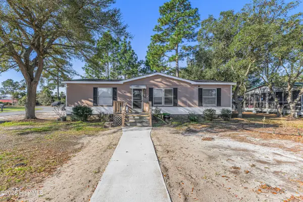 4690 Port Loop Road Se, Southport, NC 28461