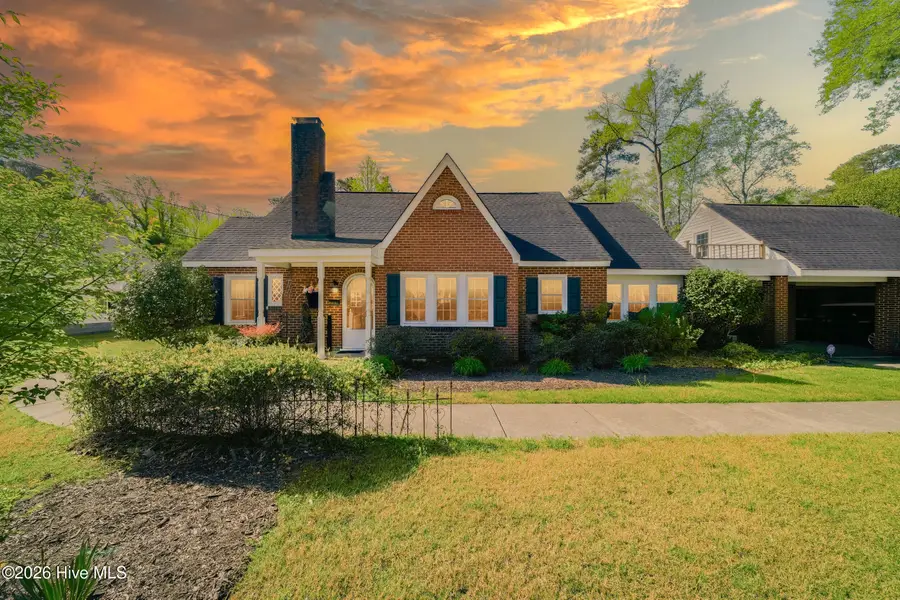 1521 W Queen Street, Edenton, NC 27932 - #2