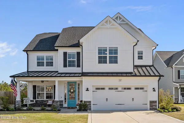 37 Lyford Cay Court, Hampstead, NC 28443