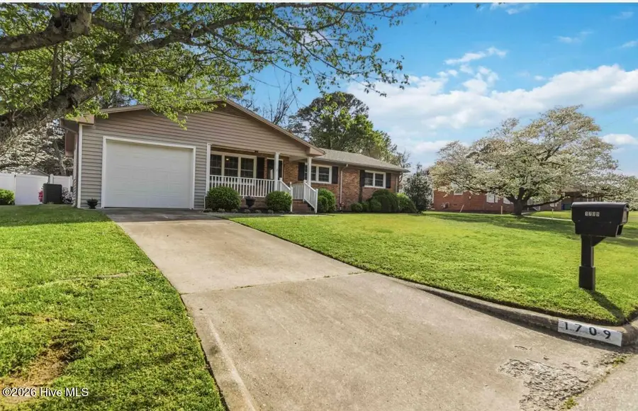 1709 Hillcrest Drive W, Wilson, NC 27893 - #3