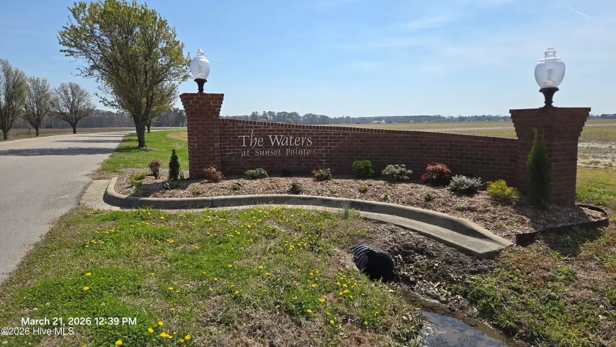 490 Pointe Vista Drive, Elizabeth City, NC 27909 - #1