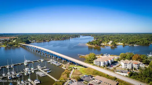 300 Midyette Street # B2, Oriental, NC 28571