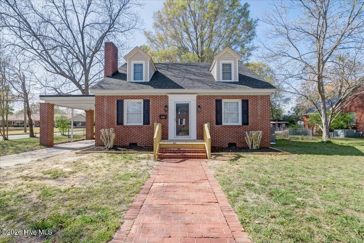 218 S West Street, Ahoskie, NC 27910 - #1