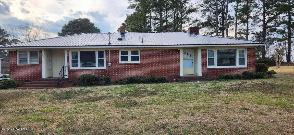305 N 2nd Street, Macclesfield, NC 27852 - #1