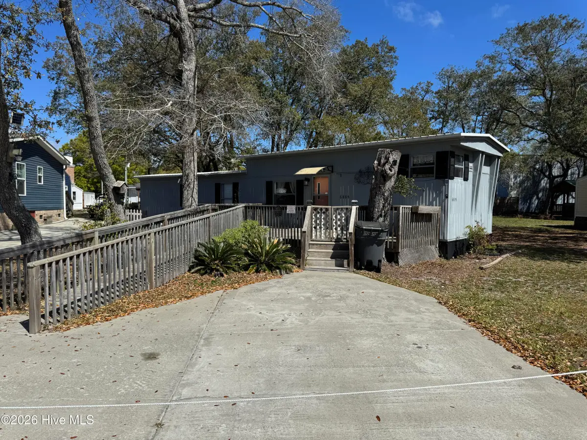 6895 14th Street Sw, Ocean Isle Beach, NC 28469 - #1