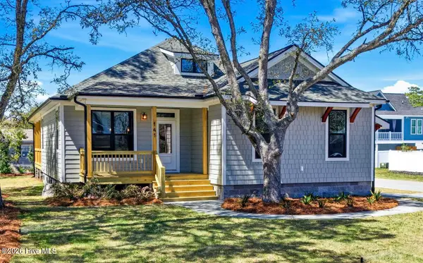 141 NE 39th Street, Oak Island, NC 28465