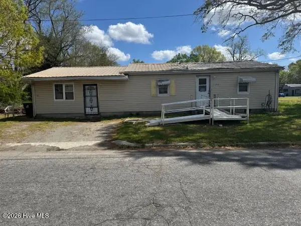 104 Smith Street, Robersonville, NC 27871