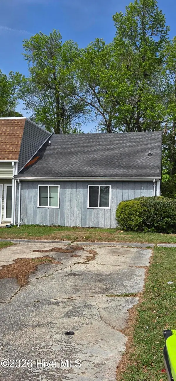 90 Balsam Road, Jacksonville, NC 28546