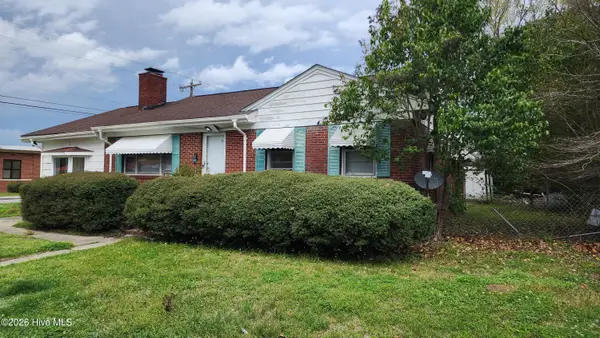 322 W Columbus Street, Whiteville, NC 28472