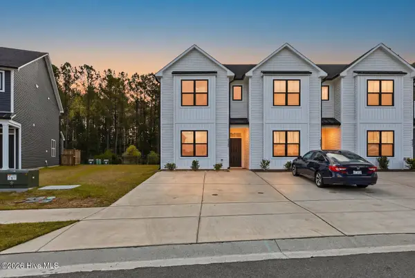 8329 Paramount Point, Winnabow, NC 28479