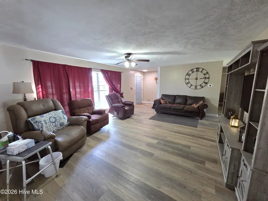 5841 Crestline Road, Laurinburg, NC 28352 - #2