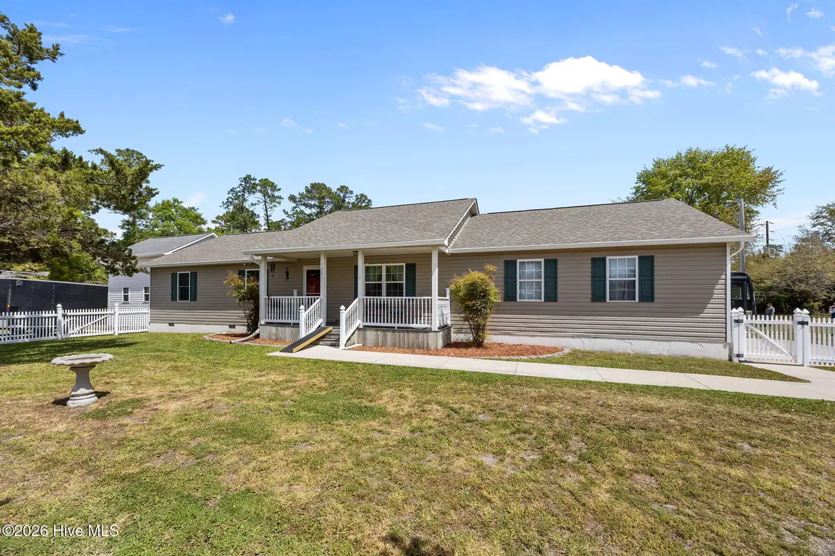 722 Chatham Street, Newport, NC 28570 - #1