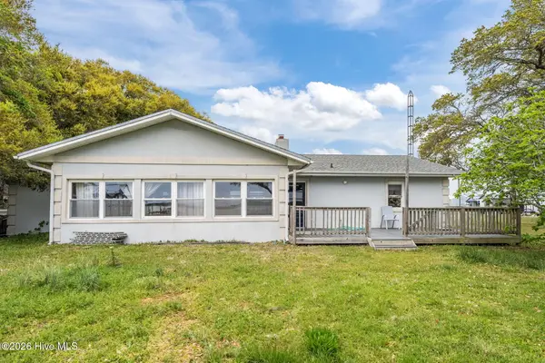 246 Swan Point Road, Sneads Ferry, NC 28460