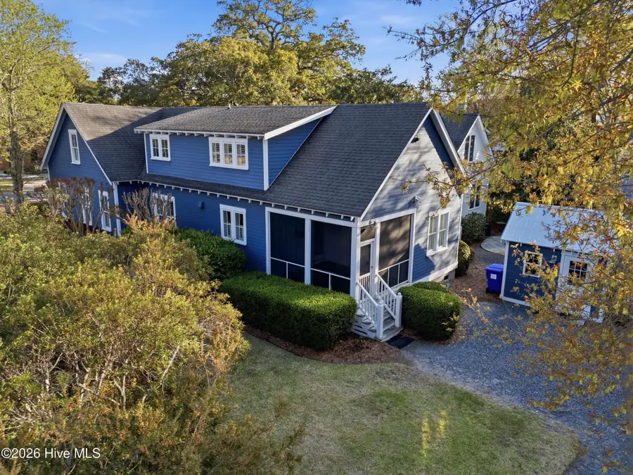 319 E Nash Street, Southport, NC 28461 - #2