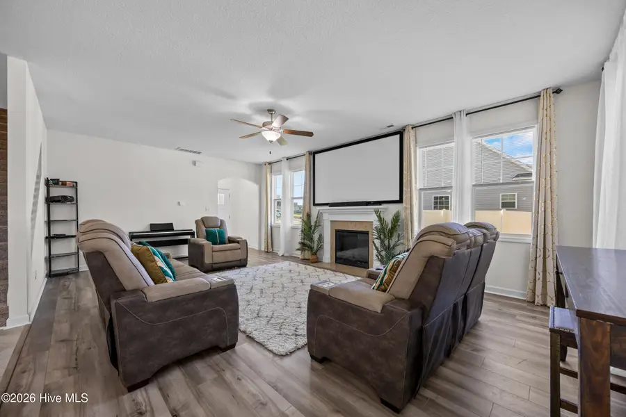 806 Tuscarora Trail, Jacksonville, NC 28546 - #3