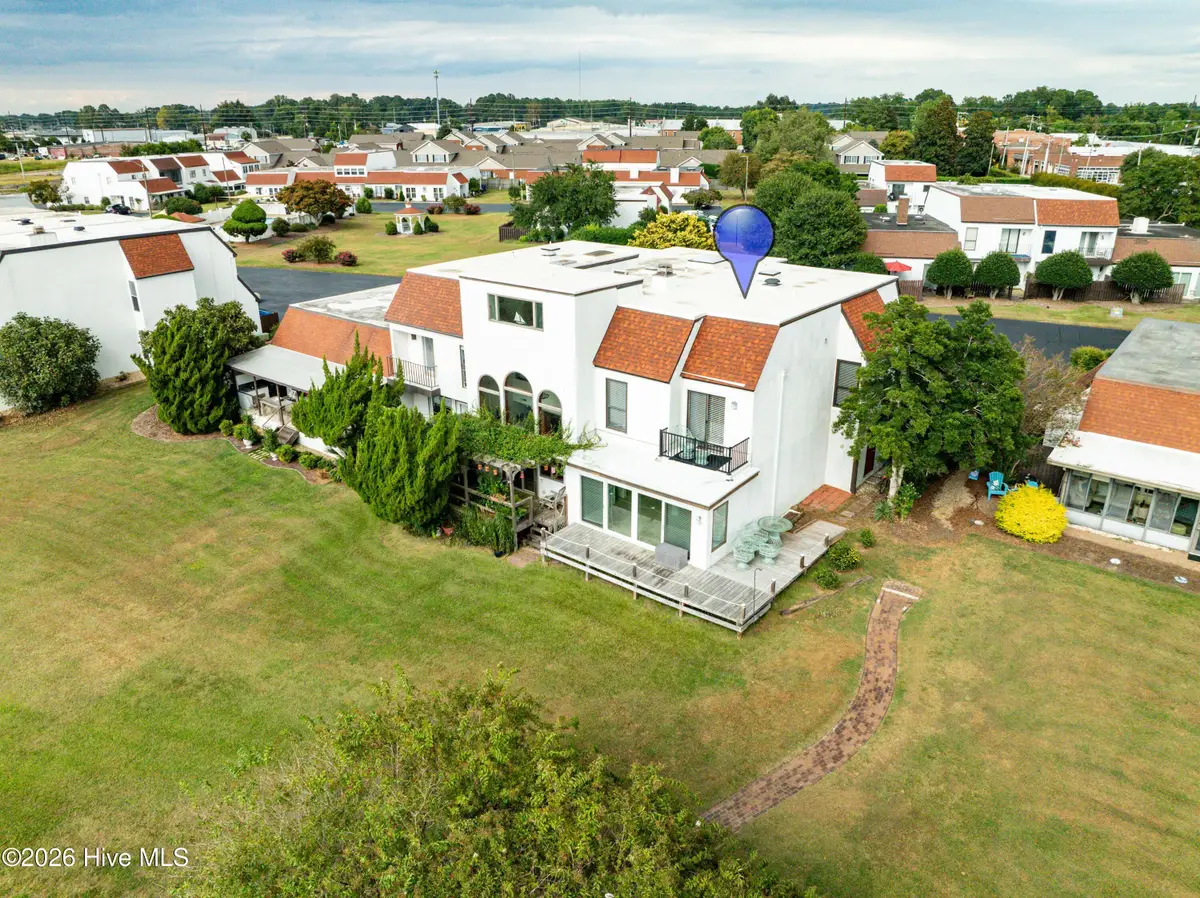 110 S Washington Harbor, Washington, NC 27889 - #1