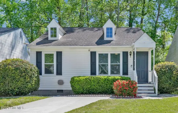 621 Varsity Drive, Wilmington, NC 28403