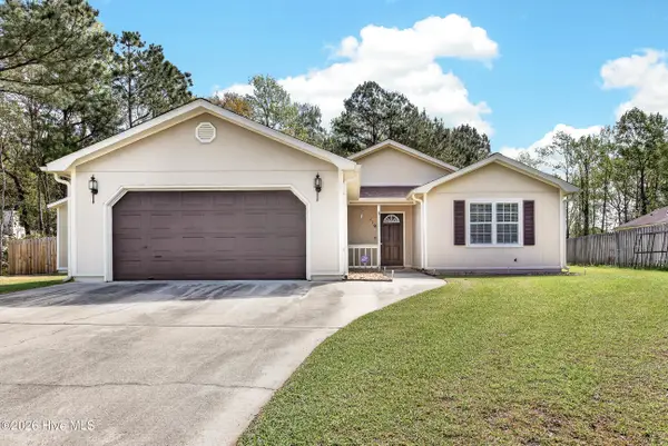 119 Foxlair Drive, Hubert, NC 28539