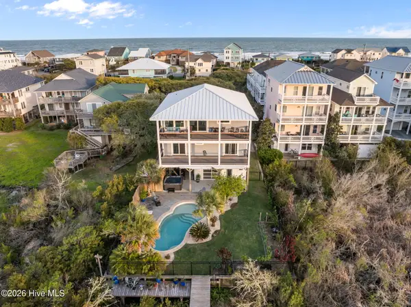 1207 S Topsail Drive, Surf City, NC 28445