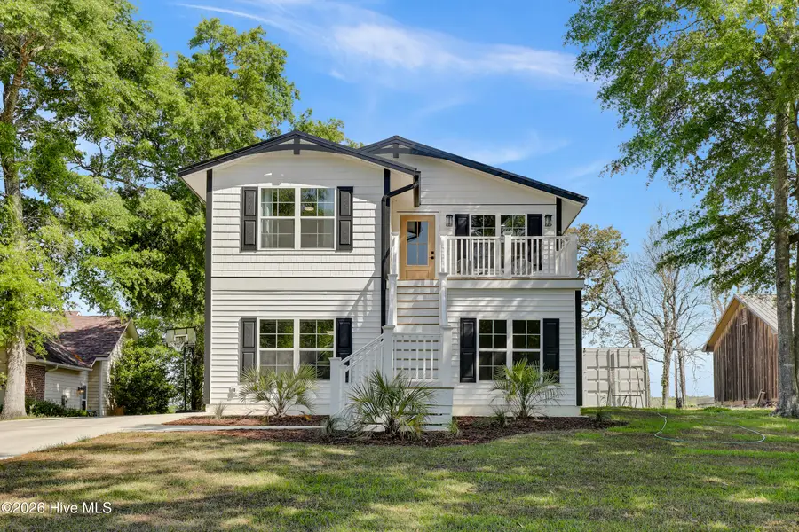 725 Chadwick Shores Drive, Sneads Ferry, NC 28460 - #3