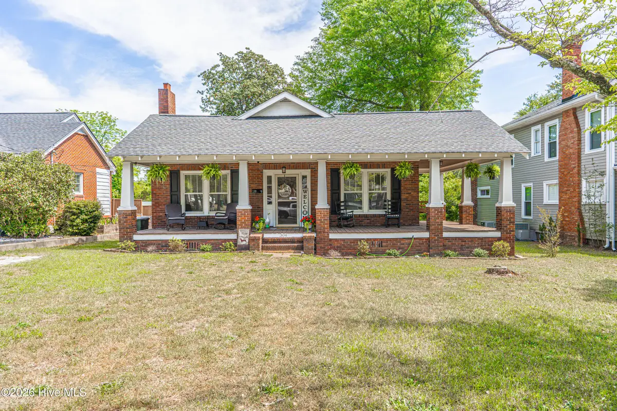 304 Minturn Avenue, Hamlet, NC 28345 - #1