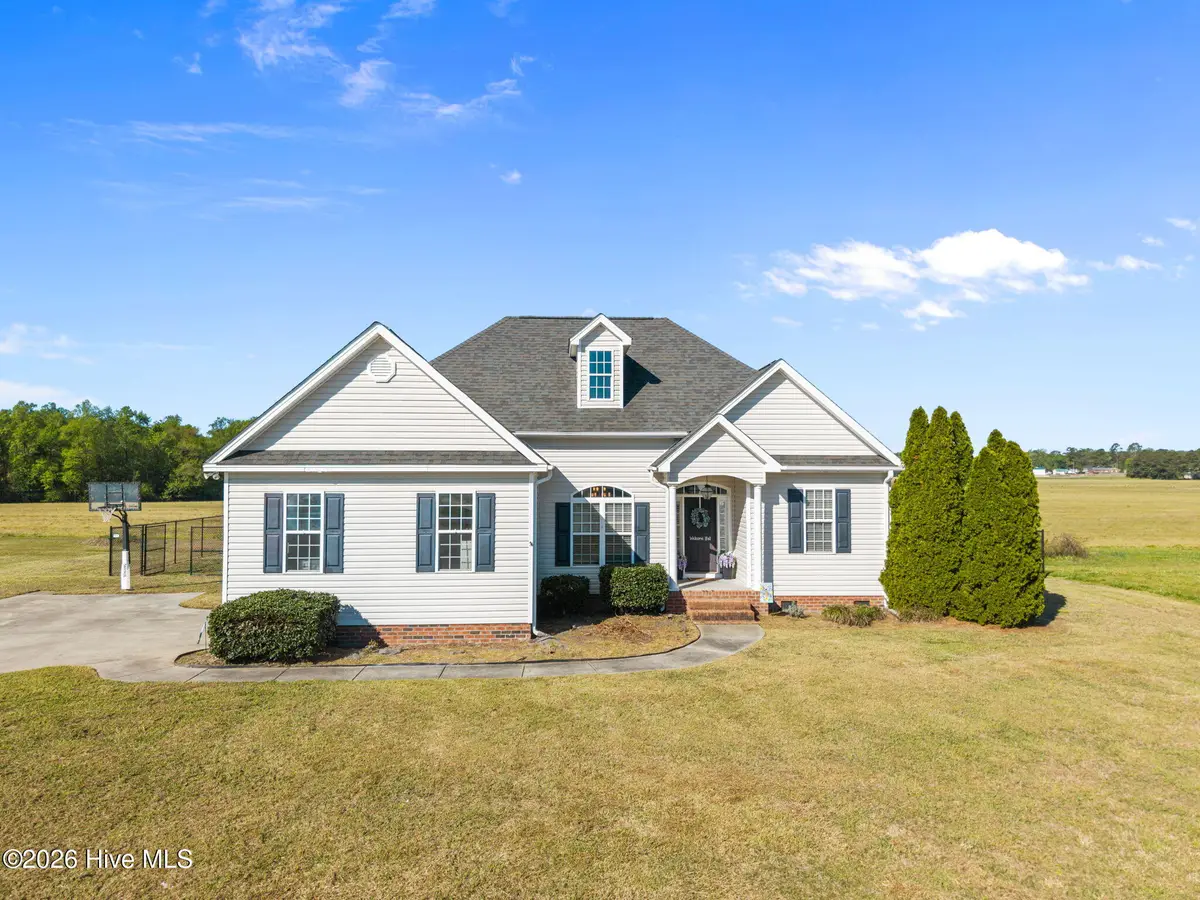 832 Treyburn Circle, Greenville, NC 27858 - #1