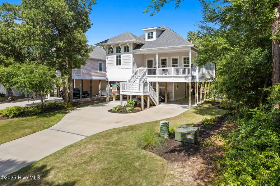 322 NE 42nd Street, Oak Island, NC 28465 - #3