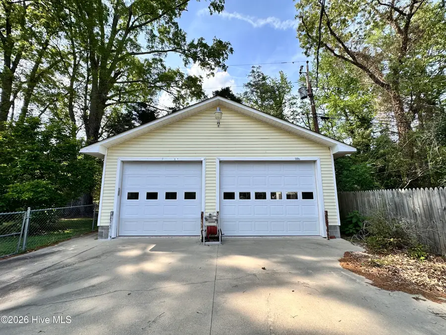 218 Pamlico Drive, Washington, NC 27889 - #2