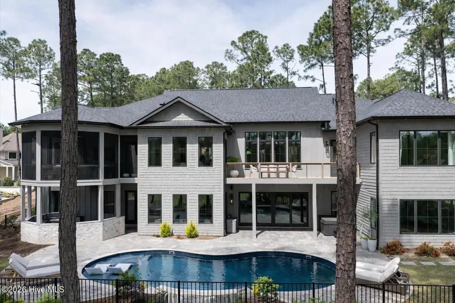4 Weaver Court, Southern Pines, NC 28387 - #3