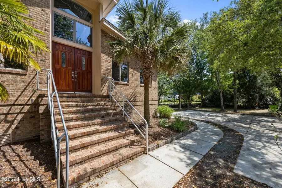 401 Harbor Drive, New Bern, NC 28560 - #2