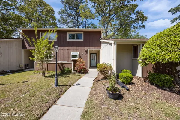 92 Quarterdeck Townes, New Bern, NC 28562