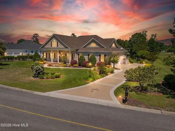 989 Middleton Drive Nw, Calabash, NC 28467