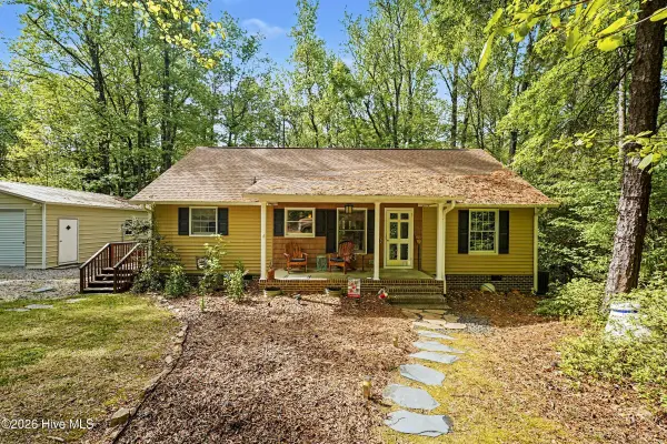96 Holly Circle, Henderson, NC 27537