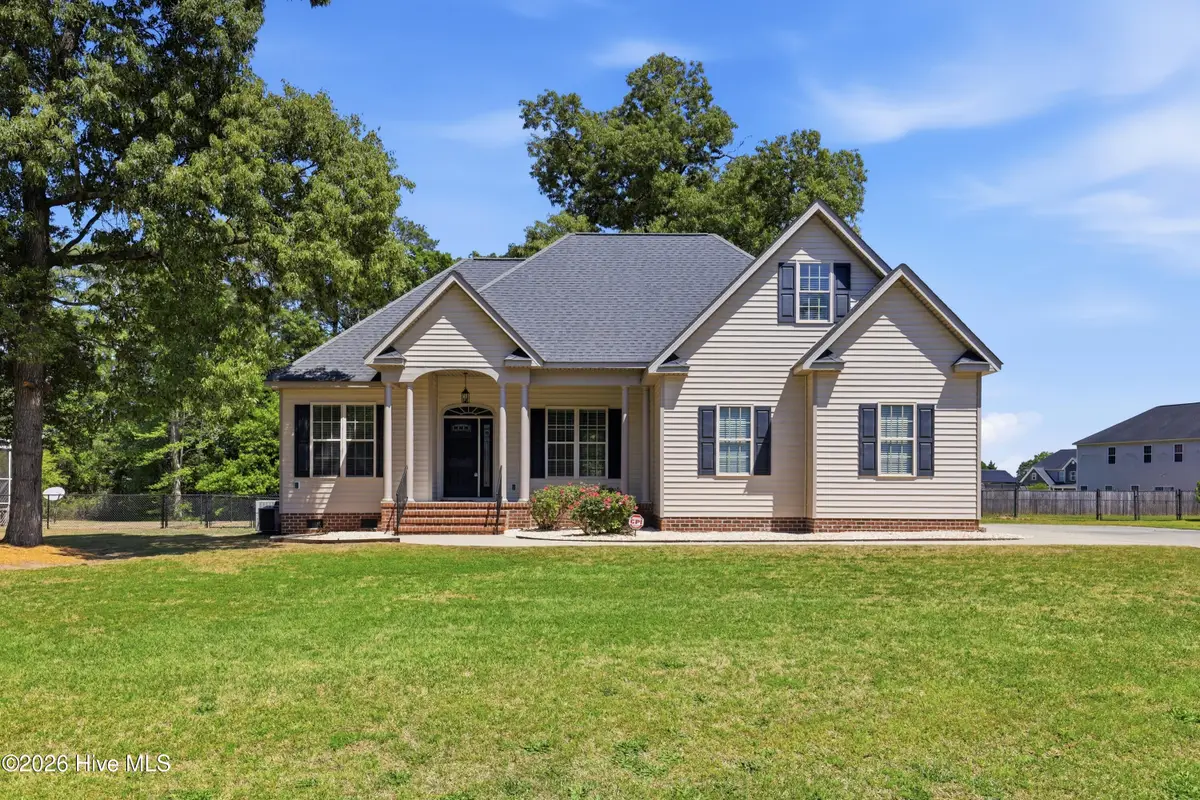 206 Laurel Drive, Pikeville, NC 27863 - #1