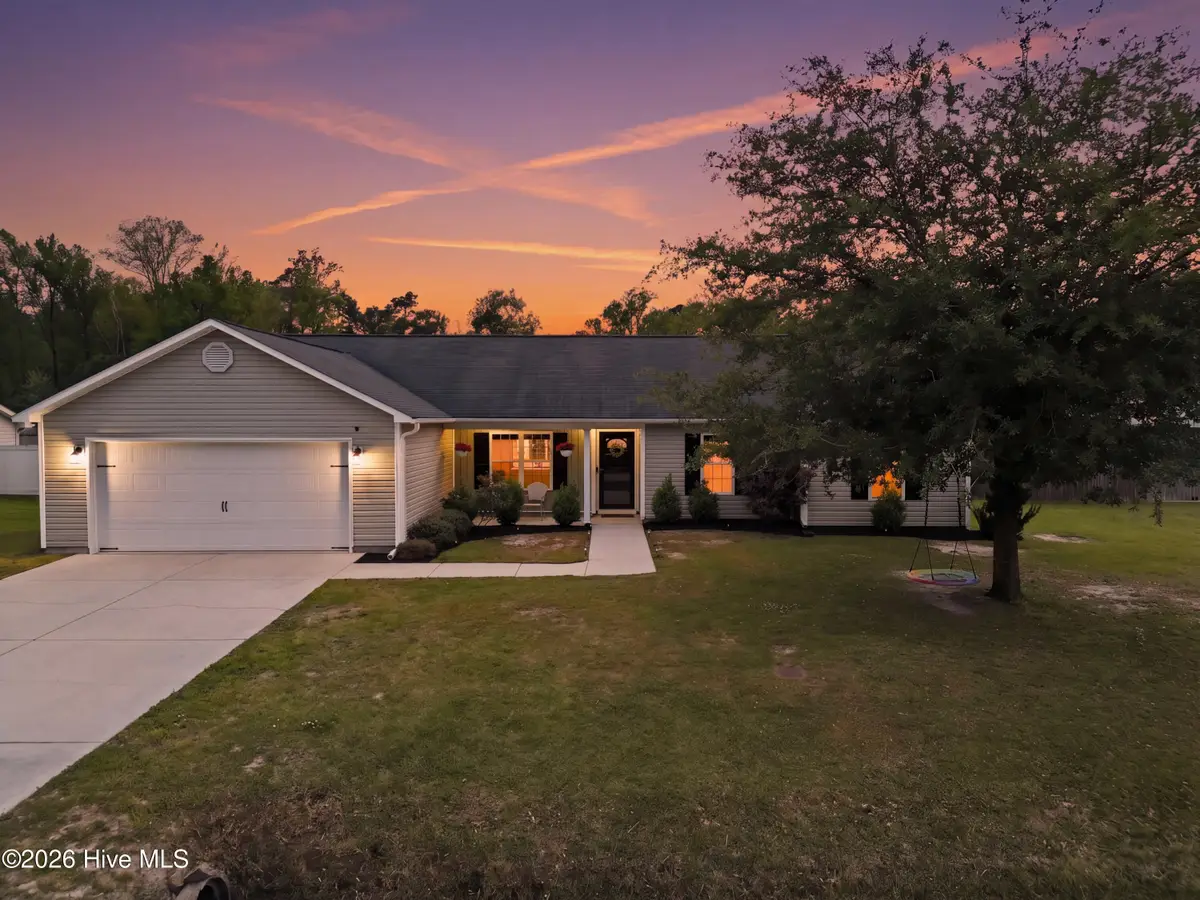 302 Tuscan Court, Richlands, NC 28574 - #1