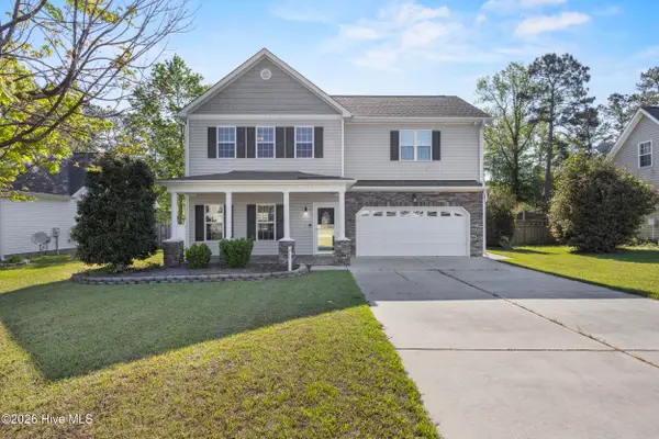 211 Wedgefield Circle, Maple Hill, NC 28454