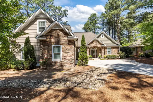 965 Saint Andrews Drive, Pinehurst, NC 28374