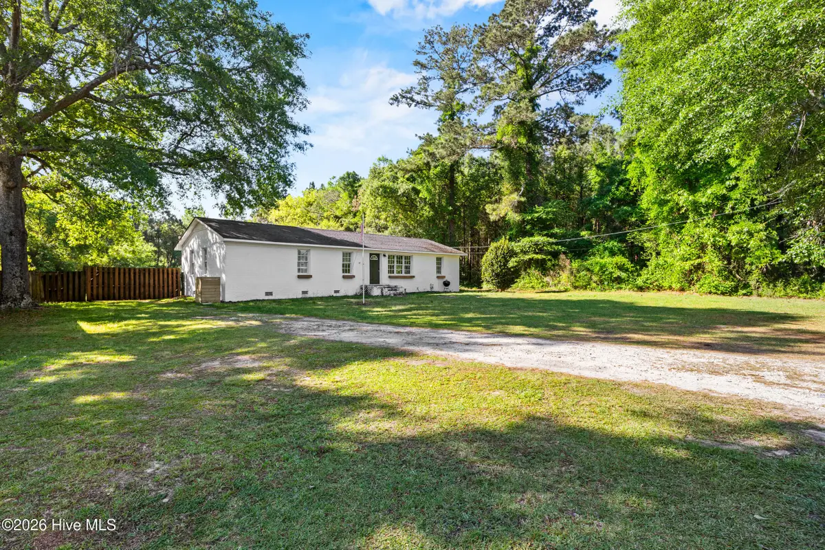 487 Fowler Manning Road, Richlands, NC 28574 - #1