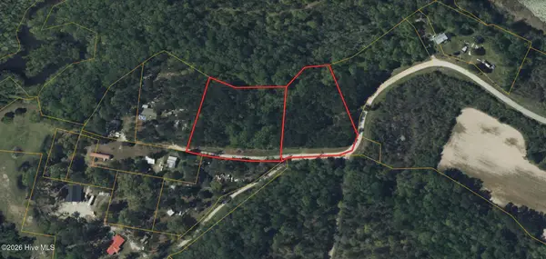 340 Willis Landing, Vanceboro, NC 28586