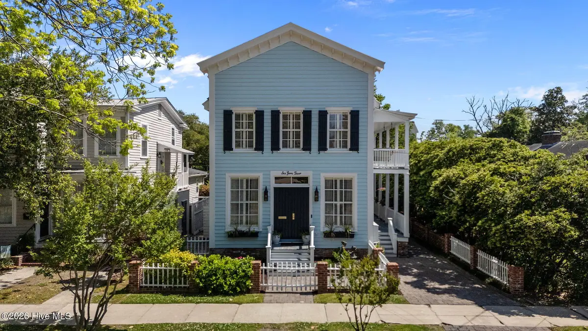 604 E Front Street, New Bern, NC 28560 - #1