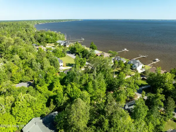 508 Neuse Harbour Boulevard, New Bern, NC 28560