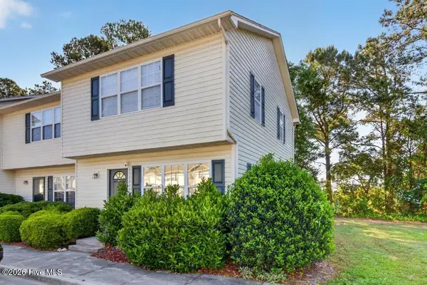 41 Pirates Cove Drive, Swansboro, NC 28584