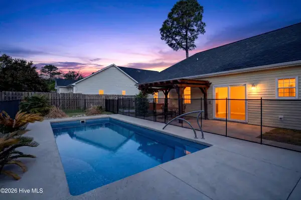 6404 Shire Lane, Wilmington, NC 28411