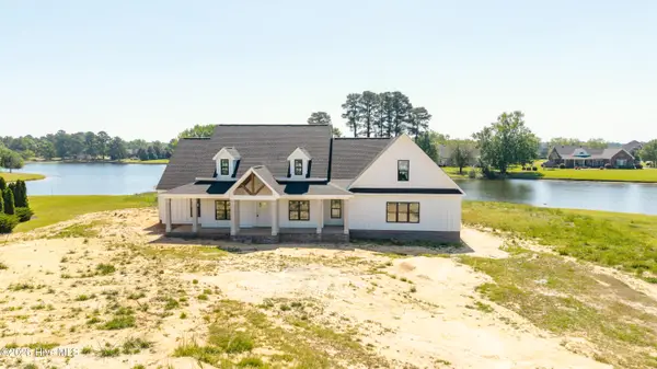 170 Lake Point Lane, Clinton, NC 28328